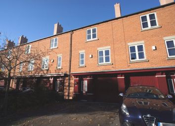4 Bedrooms  to rent in Calvert Street, Derby DE1