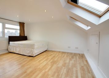 Thumbnail 3 bed duplex to rent in Marsh Hill, Homerton High Street, London