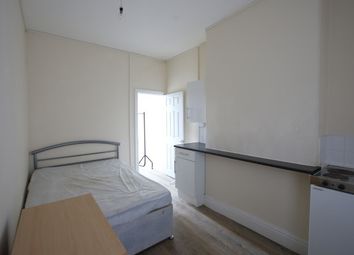 Thumbnail Studio to rent in Leopold Road, Stoke