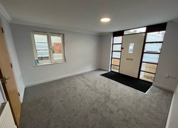 Thumbnail Flat to rent in Queensgate, Lincoln Street, Swindon