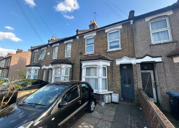 Thumbnail Flat to rent in Nags Head Road, Ponders End, Enfield