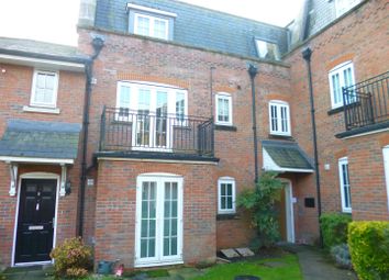Thumbnail 2 bed flat for sale in Great North Road, Hatfield