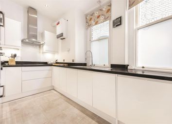 3 Bedrooms Flat for sale in Ashley Gardens, Thirleby Road, London SW1P