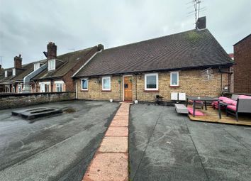 Thumbnail Flat for sale in St. Albans Road, Watford
