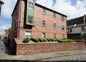 2 Bedrooms Flat to rent in Navigation Walk, Leeds LS10