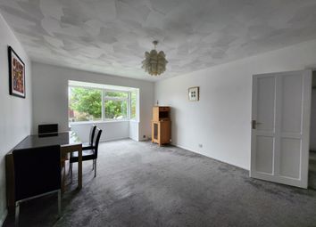 Thumbnail Flat to rent in Lincett Avenue, Worthing