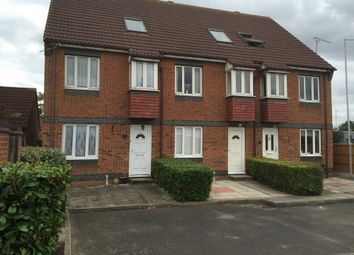 1 Bedrooms Flat to rent in Rutley Close, Romford, Essex RM3