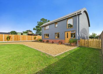 Cam04332G0-Pr0484-Still057