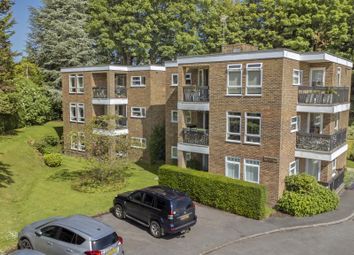 Thumbnail 3 bed flat for sale in Great Missenden, Buckinghamshire