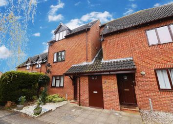 Thumbnail 1 bed flat for sale in Yew Close, Garsington, Oxford