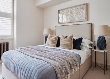 Thumbnail 3 bed flat to rent in Tregunter Road, Chelsea, London