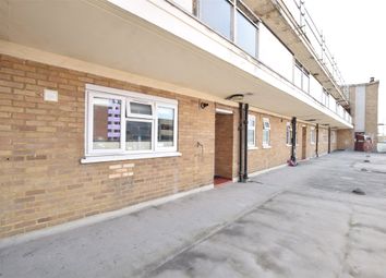 Thumbnail Flat for sale in Angel Way, Romford
