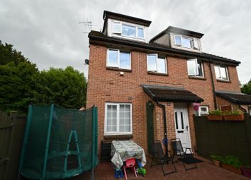 Thumbnail 2 bedroom maisonette for sale in Mead Avenue, Langley, Berkshire