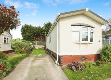 Thumbnail Mobile/park home for sale in Western Park, Winterley, Sandbach