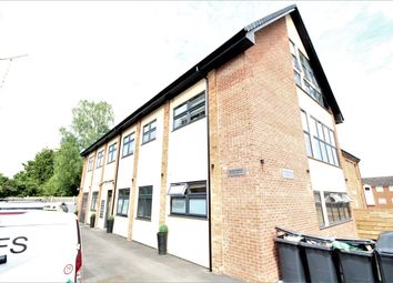 Thumbnail Flat to rent in Churchfield Road, Chalfont St Peter