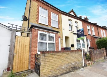 Thumbnail 1 bed flat for sale in Linkfield Road, Isleworth