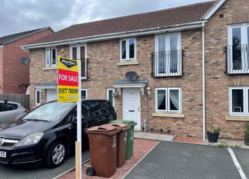 Thumbnail Town house for sale in Kilner Way, Castleford