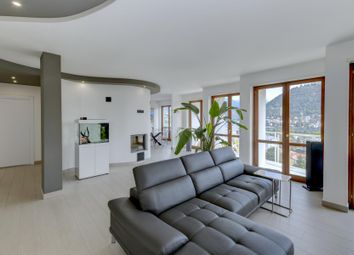 Thumbnail 3 bed apartment for sale in Como, Lombardy, Italy