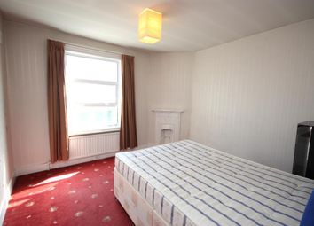 Thumbnail Room to rent in Old Oak Road, Acton, London