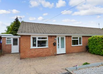 2 Bedrooms Bungalow for sale in Meadow Lane, Disley, Stockport SK12