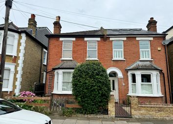 Thumbnail Flat for sale in Kingston Upon Thames, Surrey