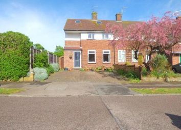 3 Bedrooms Semi-detached house for sale in Rushfield, Potters Bar, Hertfordshire EN6