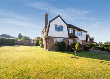 Thumbnail Detached house for sale in Larchwood Close, Banstead