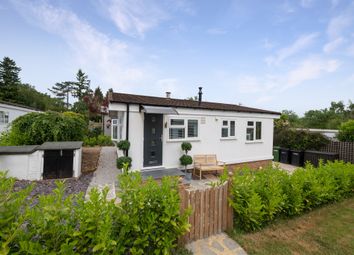 2 bed mobile/park home for sale in Orchard Mobile Home Park, Ashurst Drive, Tadworth KT20
