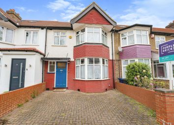Thumbnail 4 bed terraced house to rent in Court Way, London