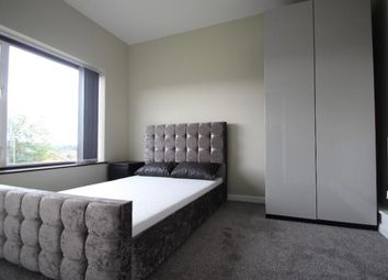 5 Bedroom Semi-detached house for rent