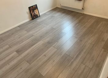 Thumbnail Flat to rent in Mansfield Road, London