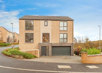 Thumbnail Detached house for sale in South Side Ridge, Pudsey