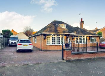 4 Bedrooms Detached bungalow for sale in Rufford Close, Burbage, Hinckley LE10