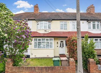 Thumbnail Terraced house for sale in Lymescote Gardens, Sutton