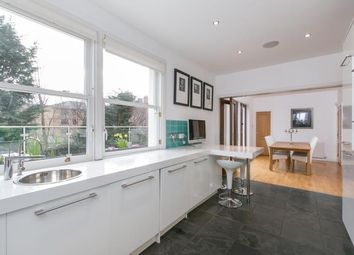 4 Bedroom Semi-detached house for rent