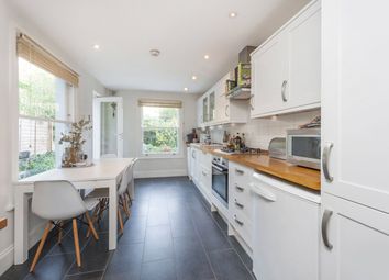 Thumbnail 1 bed flat to rent in Corinne Road, Tufnell Park