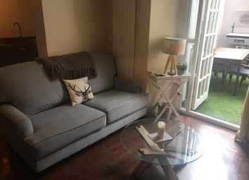 Thumbnail 2 bed flat to rent in Buckingham Place, Clifton, Bristol