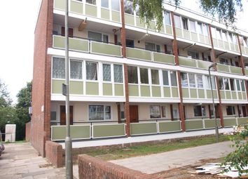 Thumbnail Maisonette to rent in Ibsley Gardens, London