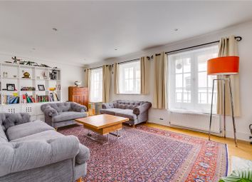 3 Bedrooms Mews house to rent in Petersham Place, South Kensington, London SW7