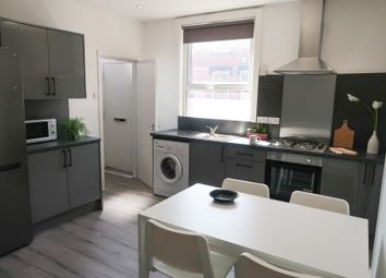 Thumbnail 4 bed property to rent in Harold View, Hyde Park, Leeds