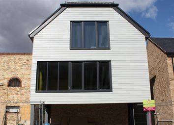 Thumbnail Flat to rent in Cromwell Court, New Road, St Ives