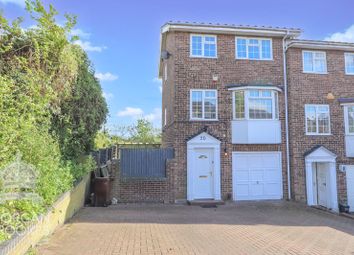 Thumbnail Terraced house to rent in Station Road, Benfleet