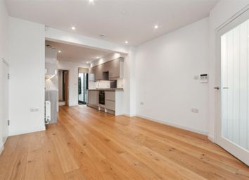 Thumbnail 1 bed flat to rent in Replingham Road, London