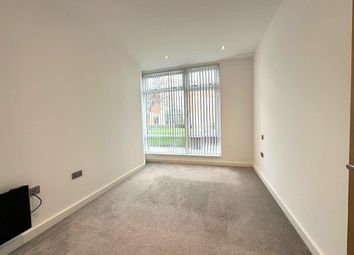 Thumbnail Flat to rent in Chalfont Park, Gerrards Cross