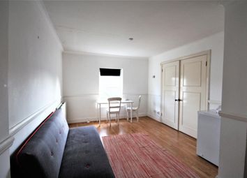 Thumbnail Flat to rent in Ickburgh Road, Hackney, London