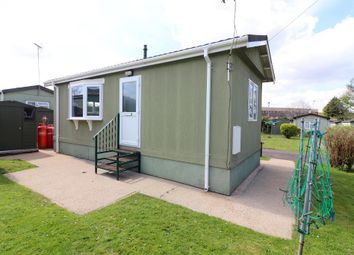 Thumbnail Mobile/park home to rent in Westbourne Park, Nursery Road, Luton, Bedfordshire