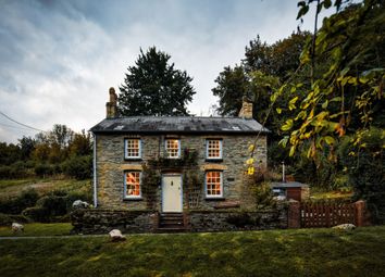 Property listing in Llandysul, Ceredigion