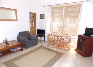 1 Bedrooms Flat to rent in Stock Street, Paisley, Renfrewshire PA2