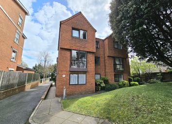 Thumbnail 2 bed flat for sale in Upper Avenue, Eastbourne