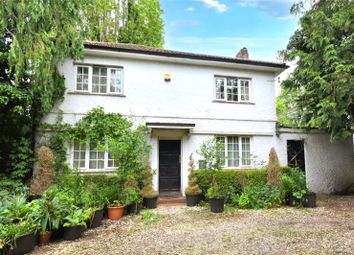 Thumbnail Detached house for sale in London Road, Newbury, Berkshire